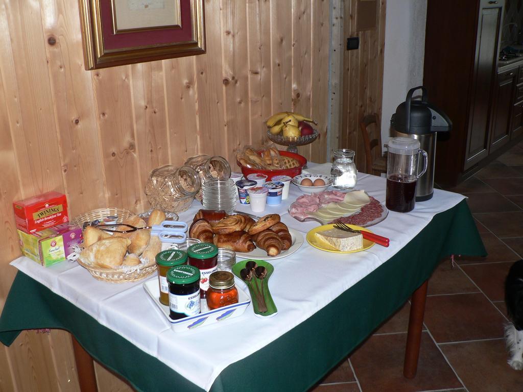 La Via Del Sole Bed and Breakfast Susa Eksteriør billede